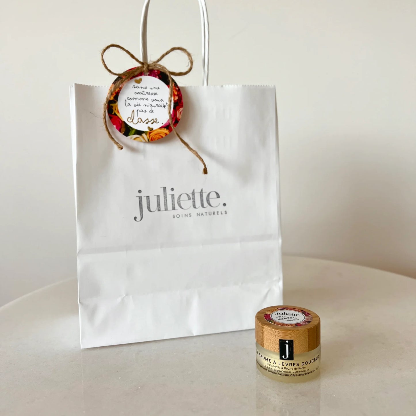 Idée cadeau personnalisé Maîtresse, Nounou, Institutrice, Professeure, Madame • coffret cadeau Merci Maîtresse • Utile, fait main, local • juliette Natural Cosmetics Belgique France Luxembourg